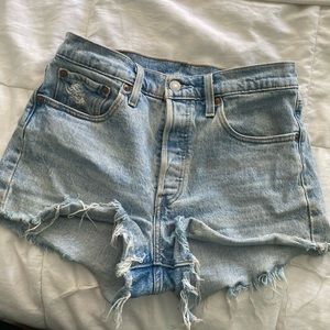 Levi’s high rise 501 denim shorts, 26